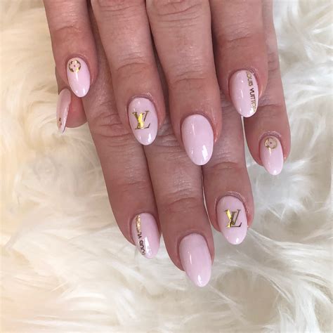 ongles mtl monkland